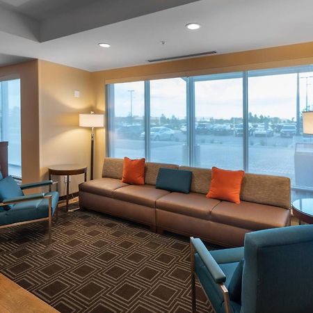 Towneplace Suites By Marriott Milwaukee Oak Creek Eksteriør billede