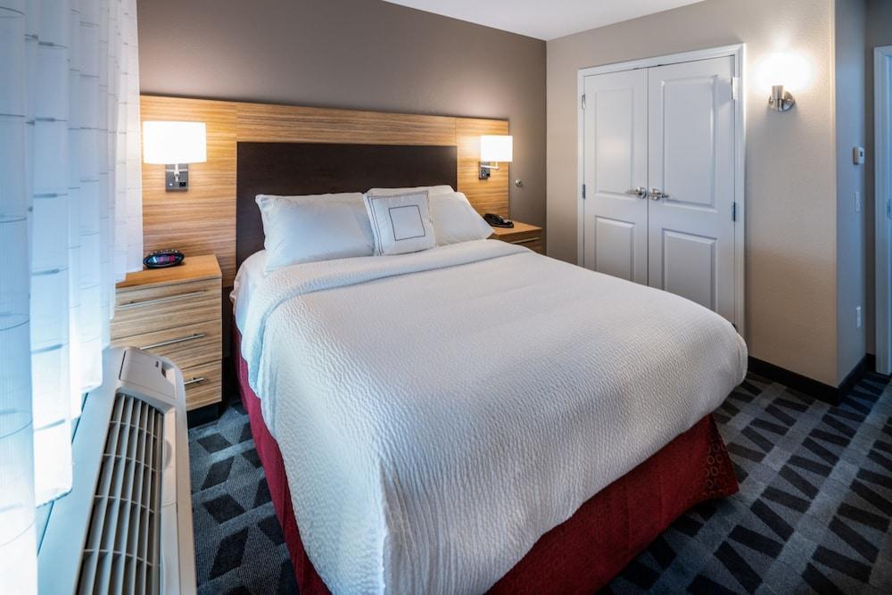 Towneplace Suites By Marriott Milwaukee Oak Creek Eksteriør billede