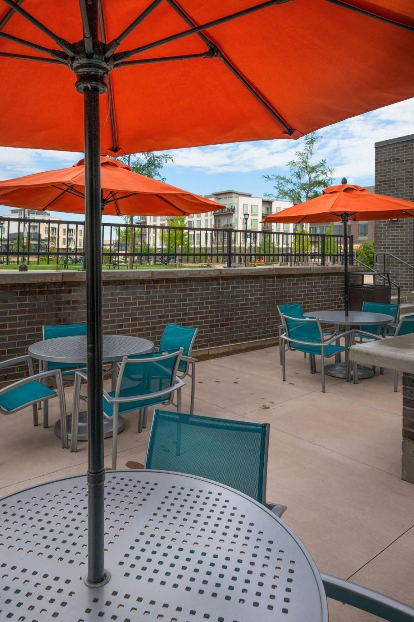 Towneplace Suites By Marriott Milwaukee Oak Creek Eksteriør billede