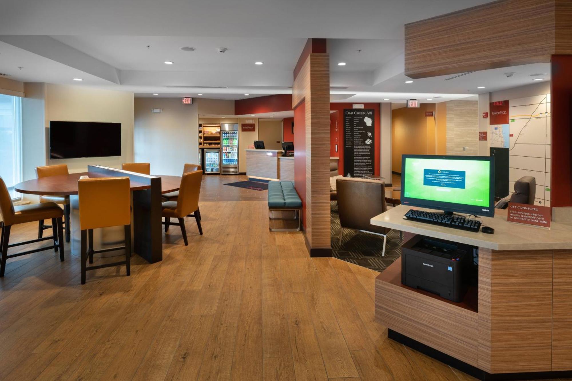 Towneplace Suites By Marriott Milwaukee Oak Creek Eksteriør billede