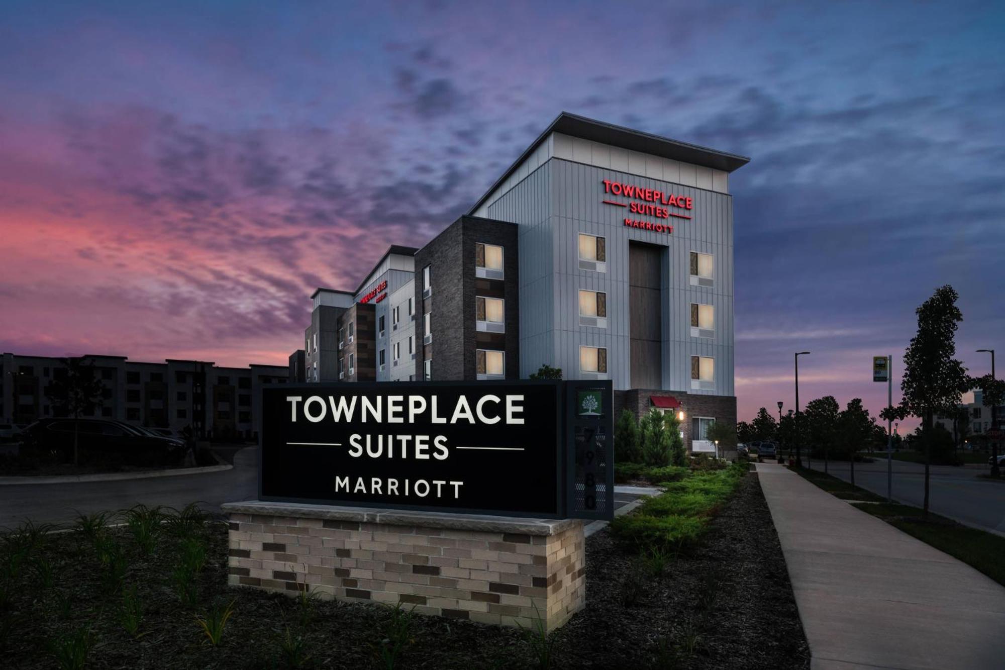Towneplace Suites By Marriott Milwaukee Oak Creek Eksteriør billede