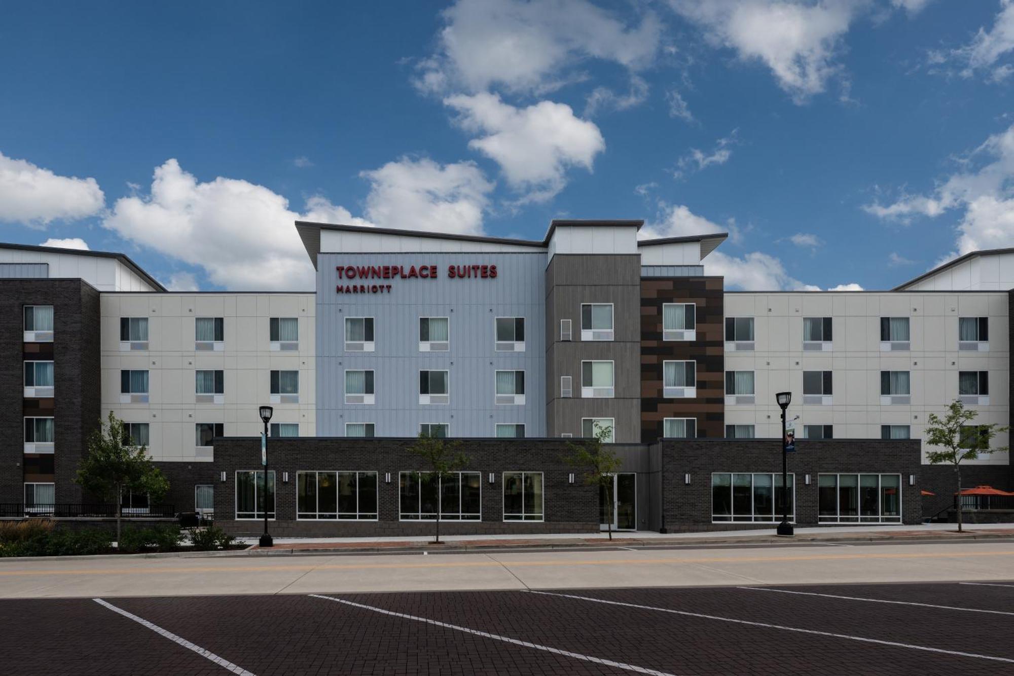 Towneplace Suites By Marriott Milwaukee Oak Creek Eksteriør billede